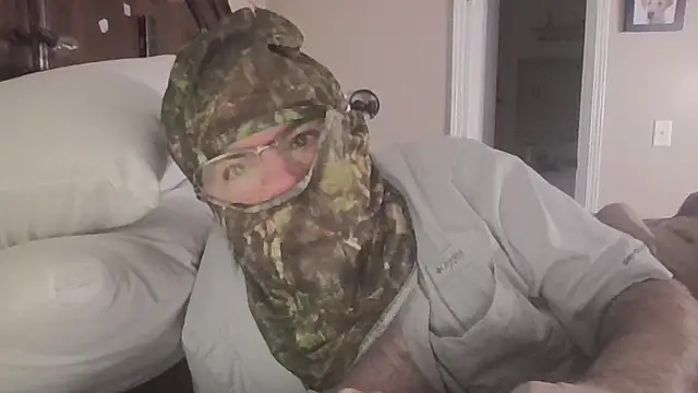 Snapshot of stubbydick3 chatting on 02/03/25, 01:41 stubbydick3 online show from 02/03/25, 01:41