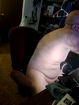 Snapshot of stubbydick3 chatting on 09/17/25, 03:03 stubbydick3 online show from 09/17/25, 03:03