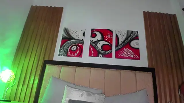 Snapshot of Elinnabella chatting on 02/04/25, 06:14 Elinnabella online show from 02/04/25, 06:14