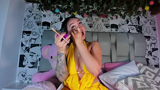 Snapshot of LucyRosse chatting on 06/06/26, 11:26 LucyRosse online show from 06/06/26, 11:26