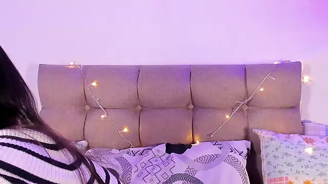 Miss veronicaa2 online show from 02/05/25, 12:17