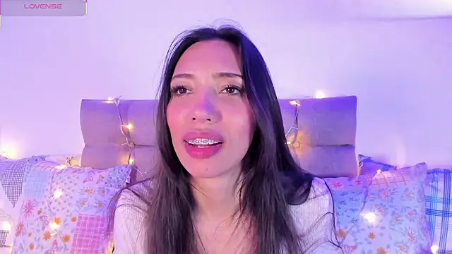 Miss veronicaa2 online show from 02/06/25, 06:46