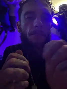 Snapshot of cruz815 chatting on 02/17/25, 03:36 cruz815 online show from 02/17/25, 03:36