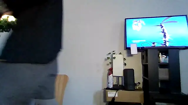 Snapshot of cruz815 chatting on 10/12/25, 08:19 cruz815 online show from 10/12/25, 08:19