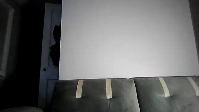 Snapshot of cruz815 chatting on 10/19/25, 02:23 cruz815 online show from 10/19/25, 02:23