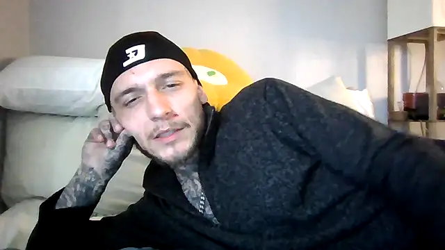 cruz815 online show from 03/28/26, 05:01