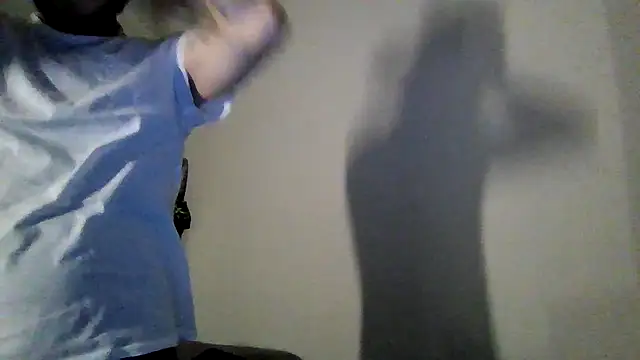 cruz815 online show from 04/19/26, 05:18