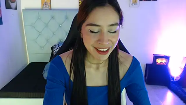 Snapshot of Marce0 chatting on 05/21/26, 03:13 Marce0 online show from 05/21/26, 03:13