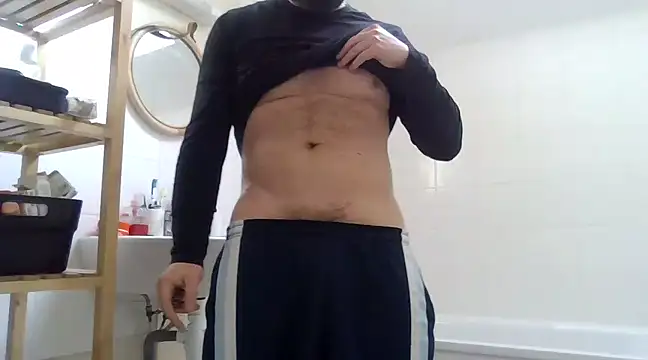 Snapshot of Zer_oki chatting on 03/08/25, 02:30 Zer oki online show from 03/08/25, 02:30