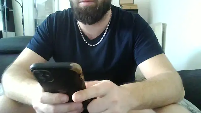 Snapshot of Zer_oki chatting on 02/05/26, 11:04 Zer oki online show from 02/05/26, 11:04