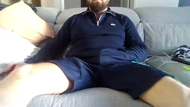 Snapshot of Zer_oki chatting on 02/25/26, 03:21 Zer oki online show from 02/25/26, 03:21