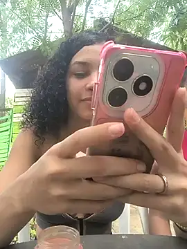 Snapshot of Street_royal chatting on 03/13/25, 07:17 Street royal online show from 03/13/25, 07:17