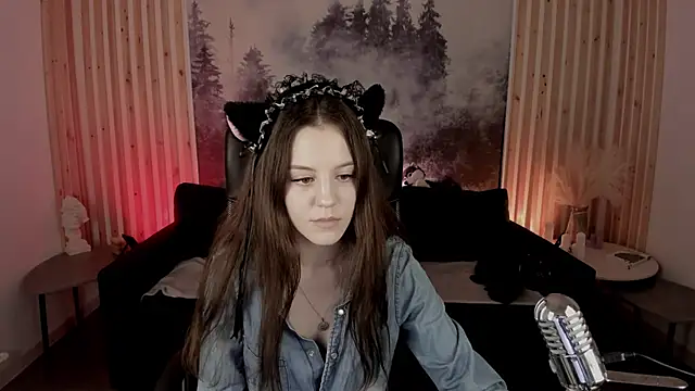 Snapshot of MilaStoyne chatting on 02/12/25, 08:59 MilaStoyne online show from 02/12/25, 08:59