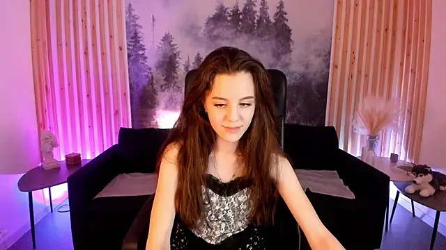 Snapshot of MilaStoyne chatting on 02/24/25, 02:40 MilaStoyne online show from 02/24/25, 02:40