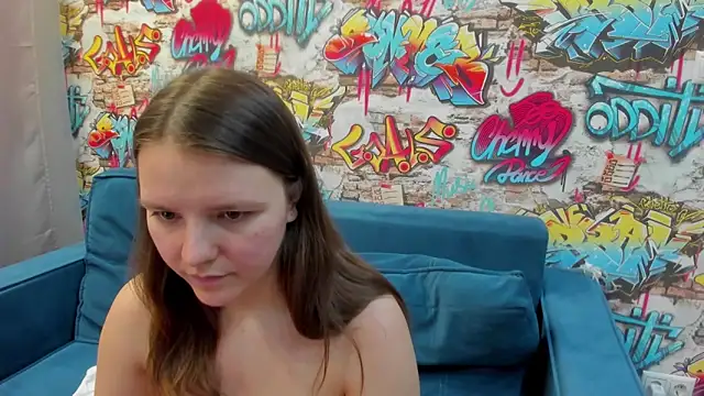 Snapshot of Jenny_Jimmy chatting on 05/11/26, 04:04 Jenny Jimmy online show from 05/11/26, 04:04