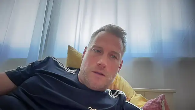 Christian87xxx online show from 09/27/25, 12:21