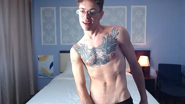 William Henry  online show from 02/02/25, 06:58