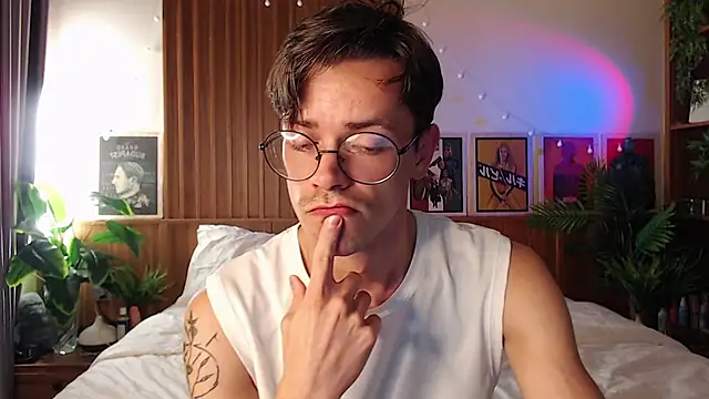 William Henry  online show from 02/06/26, 01:03