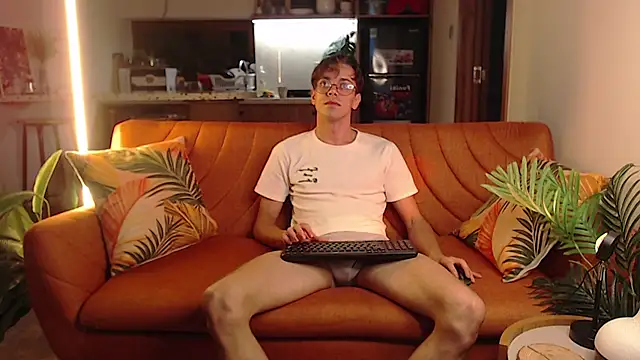 William Henry  online show from 03/24/26, 02:00