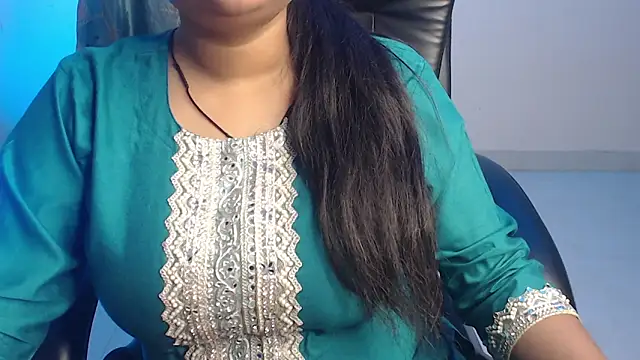 Snapshot of Kannu- chatting on 04/02/26, 05:05 Kannu- online show from 04/02/26, 05:05