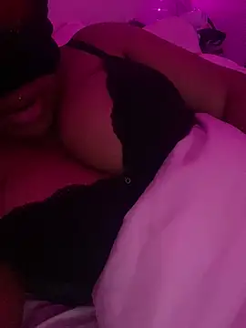 DaniJohnson online show from 02/05/25, 10:33