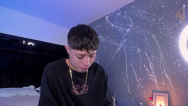 marcuscollins1  online show from 10/02/25, 02:02