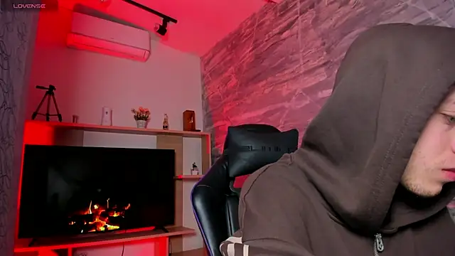 marcuscollins1  online show from 02/17/26, 01:07