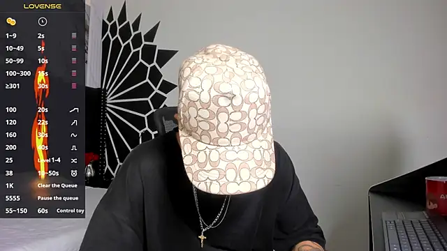 marcuscollins1  online show from 04/13/26, 02:33