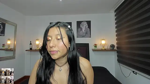 Snapshot of Nohemi_louse chatting on 02/03/25, 07:21 Nohemi louse online show from 02/03/25, 07:21