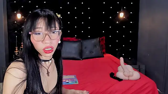 Mara Gonzalez online show from 10/09/25, 12:36