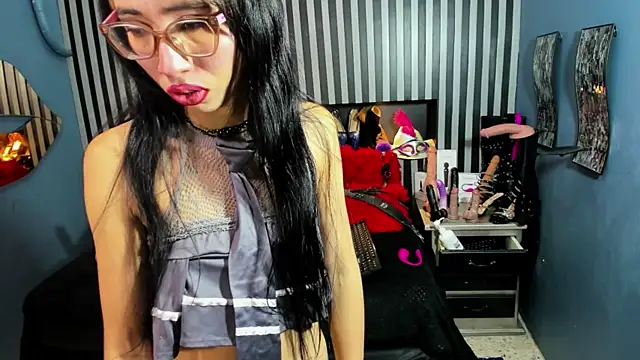 Mara Gonzalez online show from 06/08/26, 11:21