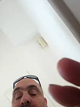 Snapshot of fuocovivo4 chatting on 02/26/26, 11:31 fuocovivo4 online show from 02/26/26, 11:31