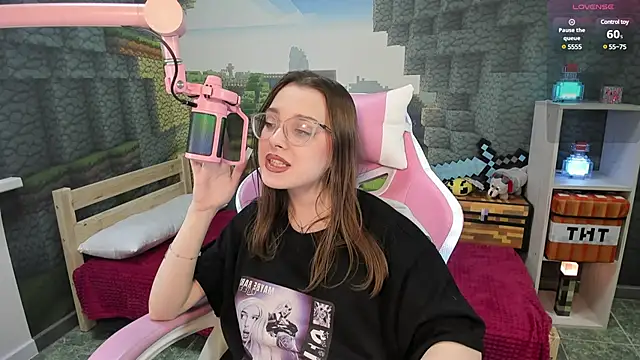 kaisajenner online show from 02/06/25, 01:49