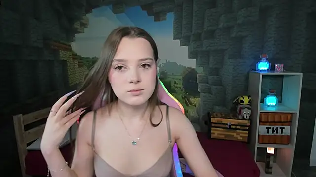 kaisajenner online show from 11/09/25, 07:34