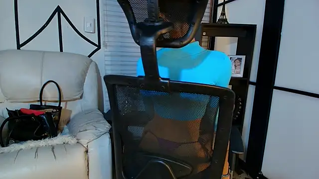 allicemackenzie online show from 03/07/25, 06:35