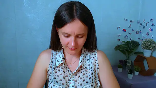 Snapshot of ValeriaHeart_ chatting on 06/18/26, 01:26 ValeriaHeart online show from 06/18/26, 01:26