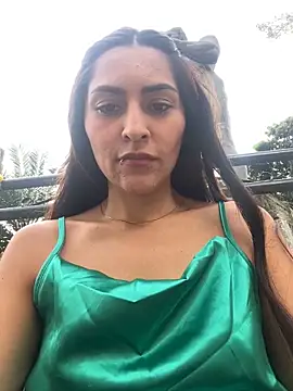 Snapshot of Sofiadelacruz chatting on 04/13/26, 10:04 Sofiadelacruz online show from 04/13/26, 10:04