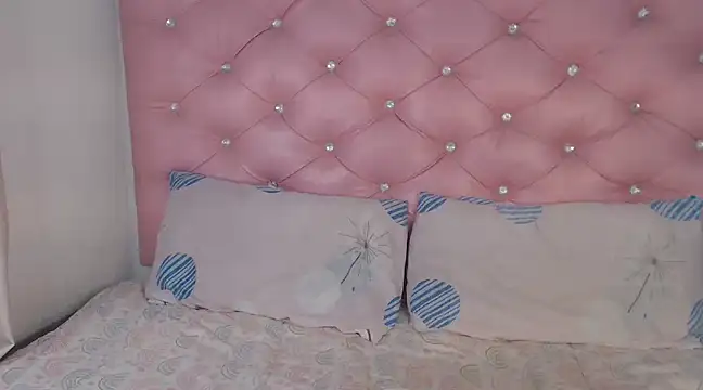 Snapshot of NikkyDangerr chatting on 02/21/25, 09:22 NikkyDangerr online show from 02/21/25, 09:22