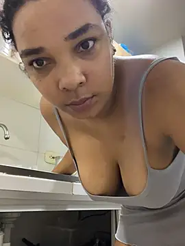 stefania brunnett online show from 03/14/25, 07:59