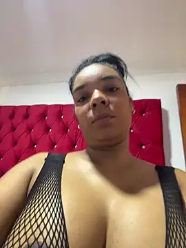 Snapshot of stefania_brunnett chatting on 05/09/26, 07:41 stefania brunnett online show from 05/09/26, 07:41