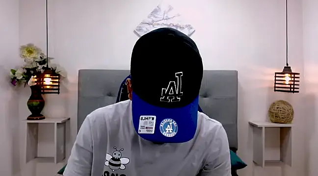 LihanJor 23 online show from 03/22/25, 03:41