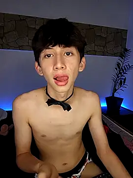 Snapshot of jacob_and_sam chatting on 02/15/25, 07:16 jacob and sam online show from 02/15/25, 07:16