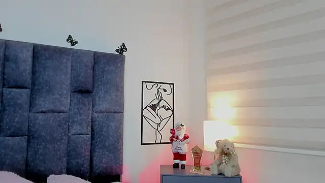 Violetta Ficher online show from 12/23/25, 02:31