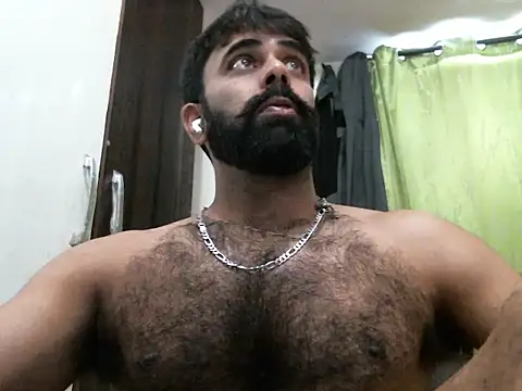 Snapshot of indianhairybull chatting on 10/08/25, 04:54 indianhairybull online show from 10/08/25, 04:54