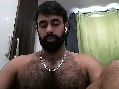 Snapshot of indianhairybull chatting on 10/14/25, 04:24 indianhairybull online show from 10/14/25, 04:24