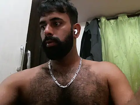 Snapshot of indianhairybull chatting on 10/26/25, 12:05 indianhairybull online show from 10/26/25, 12:05