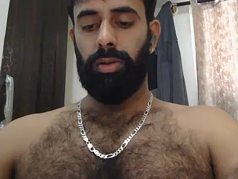 Snapshot of indianhairybull chatting on 07/09/26, 04:27 indianhairybull online show from 07/09/26, 04:27