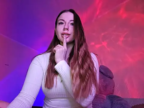 Snapshot of aava__bbrown chatting on 02/07/25, 10:40 aava bbrown online show from 02/07/25, 10:40