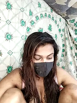 Snapshot of monekhan123 chatting on 02/20/25, 08:25 monekhan123 online show from 02/20/25, 08:25