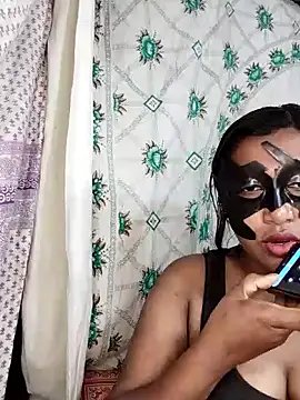 Snapshot of monekhan123 chatting on 02/25/25, 11:41 monekhan123 online show from 02/25/25, 11:41